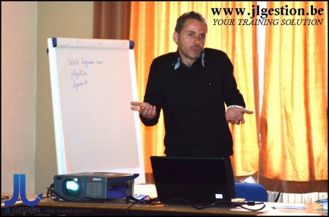 Education-bruxelles-Adobe Flex 4 / Comprehensive Introduction